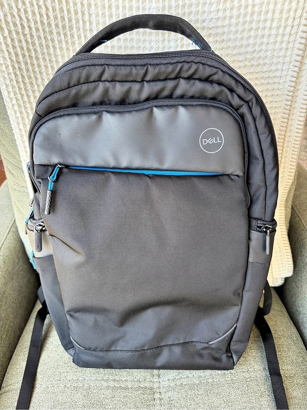 Dell Pro 17 Inch Premium Backpack Black & Blue